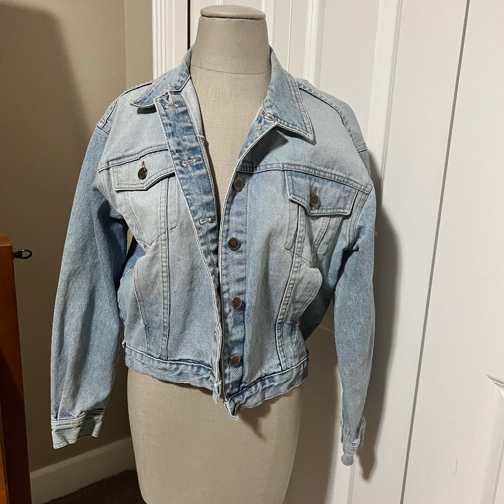 Best World Brand (BWB) jean jacket, sz m